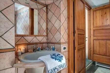 La Cabane Bleau The Perfect Beachfront Apartment Marina del Cantone Bagian luar foto